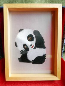 Handmade double-sided silk embroidery Giant Panda table screen home decor Unique gift Suzhou embroidery
