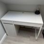 Desk with chair Image 2