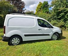 162 Peugeot partner