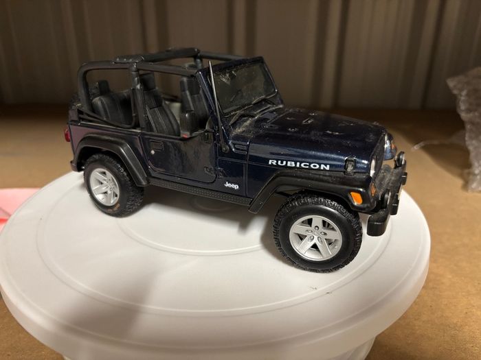Jeep Wrangler comfortable 1:18