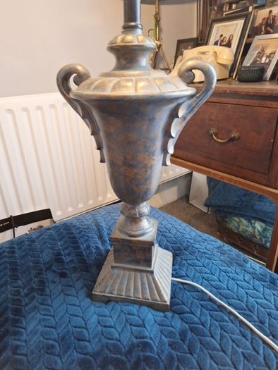 Table lamp , very heavy