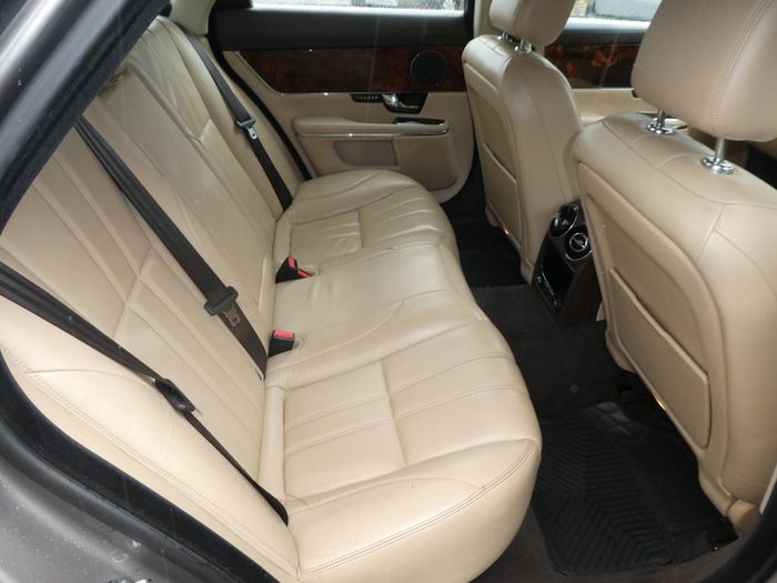 2011 Jaguar XJ Series