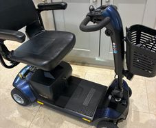 Pride GoGo Elite Traveller LX mobility scooter