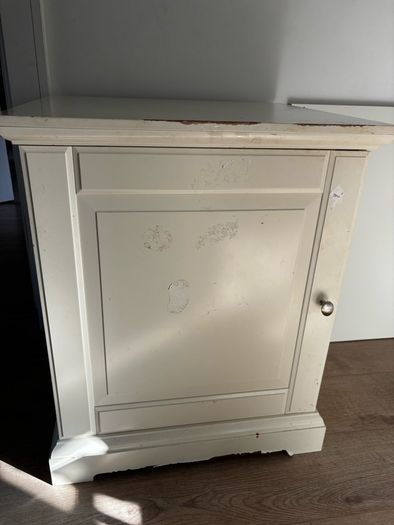 bedside lockers