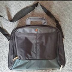 Lightweight Targus laptop bag