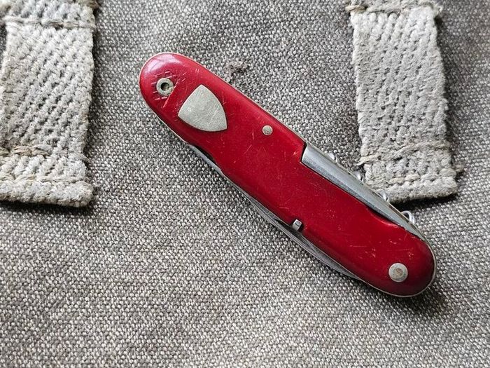 WW2 era Wengerinox Officier Knife Swiss Army Knife Collectable 1940s for Upcycling