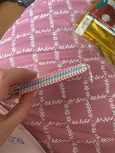 polaroid photo holders with string to hand
