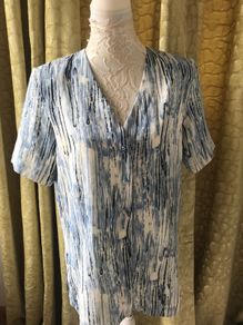 Perrie ladies blouse size 14