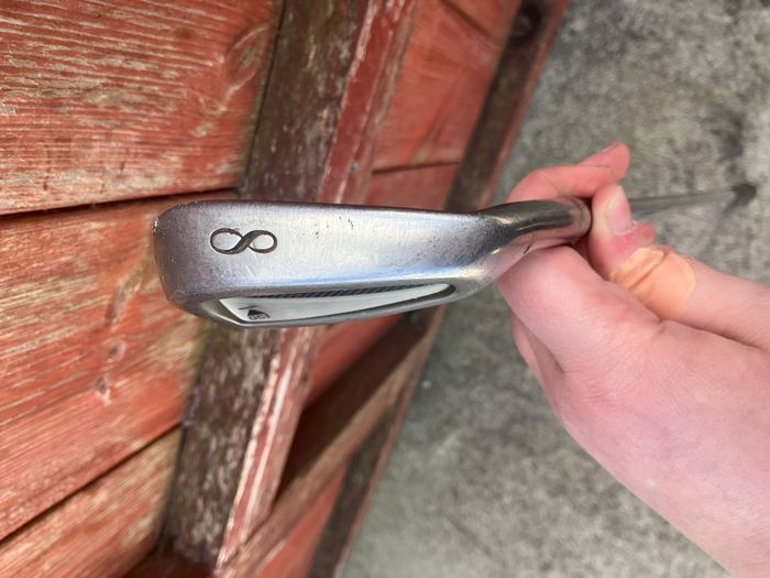 Titleist DCI 762 iron no 8