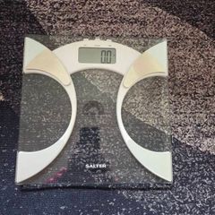 Bathroom scale