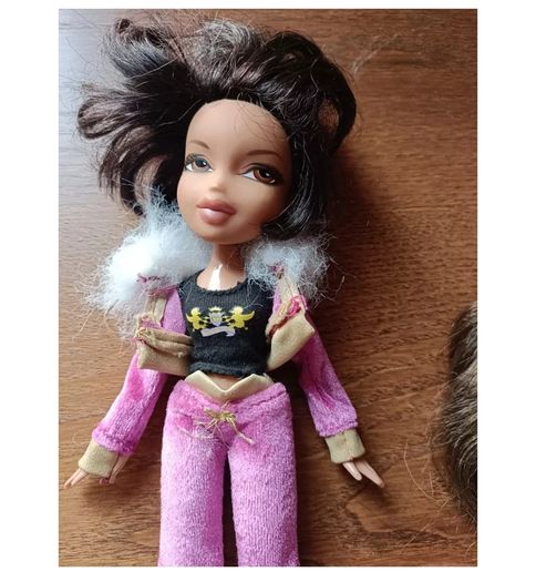 Bratz Yasmin and Mum Portia - 2001 dolls
