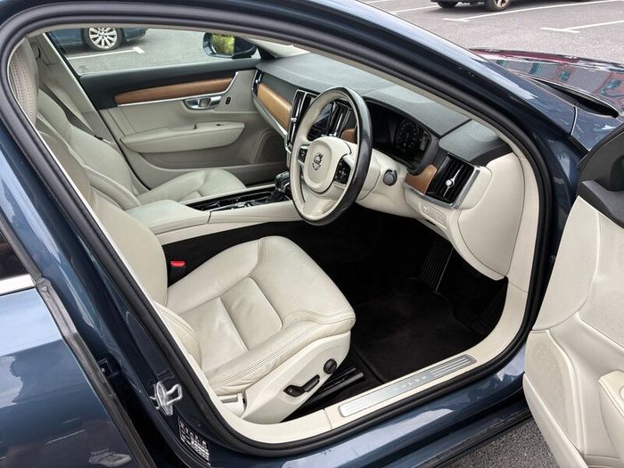 2018 Volvo 2L S90 187BHP D4 Inscription Automatic