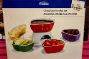 Fondue set, in good condition as new.