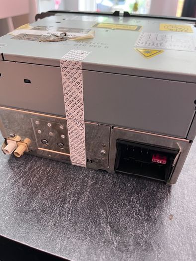 Original VW RCD 500 Head Unit Facelift Silver Buttons with Security Code Excellent Condition