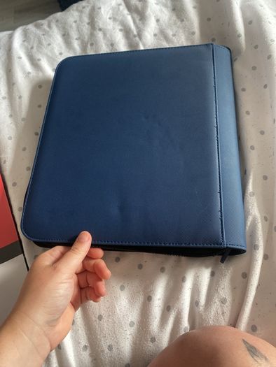 160 pocket card guardian binder(like new)