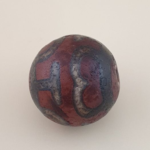 Vintage Carnelian Agate Treasure Vase Pattern Bead Amulet