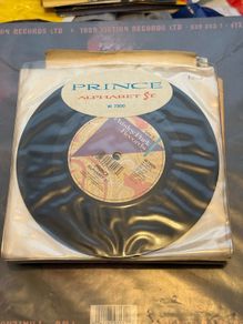 PRINCE Alphabet Street 1988 Limited Edition 7 Inch Vinyl W7900