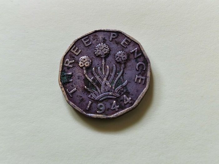 1944 George VI UK Thruppence