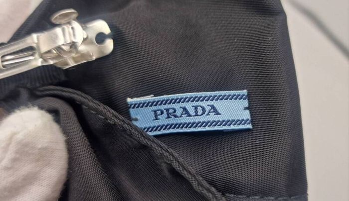 PRADA bow hairclip