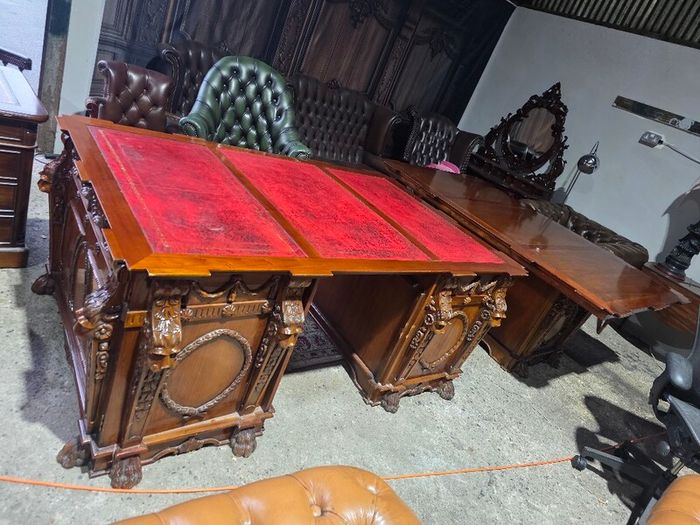 Thomas Chippendale Lions Head Carved Twin Pedestal Partner Desk+ chair+ table