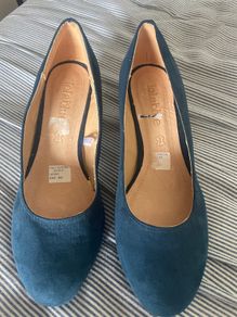 Ladies shoes