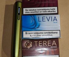 IQOS ILUMA with 3 New packs of 20 sticks each