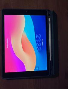 Apple iPad 9th Gen + Case & Stylus Pen