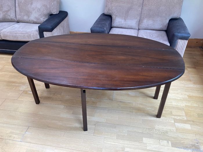 Hunt Table / Wake Table / Dining Table