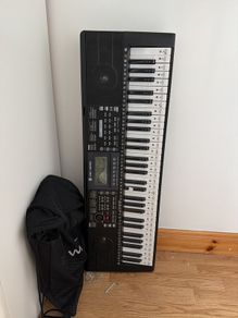 vangoa vgk-6200 - 61 key light up keyboard
