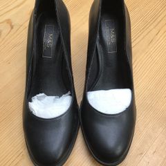 Marks & Spencer ladies shoes black court Size 4 / 37