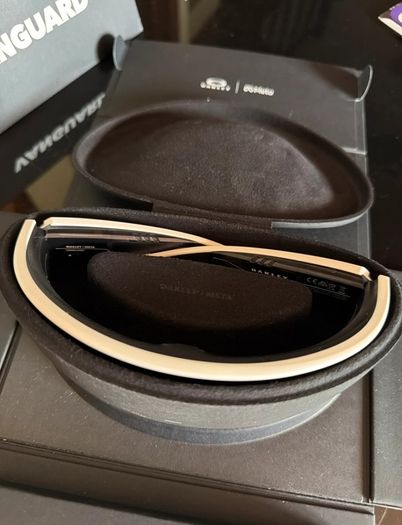 Oakley meta glasses