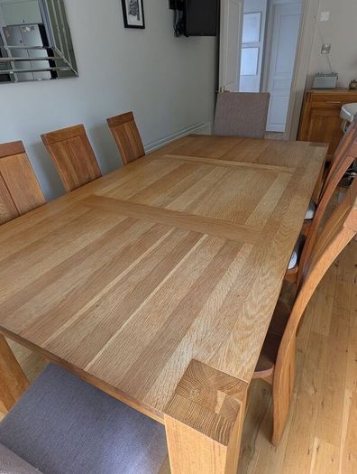 Solid Oak dining table, side board & chairs for 8