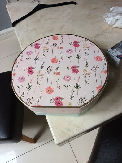 Baylis& Harding  Royal Garden  Body Gift Set In A Lovely  Large  Decorative  Box.  B.N.W.T