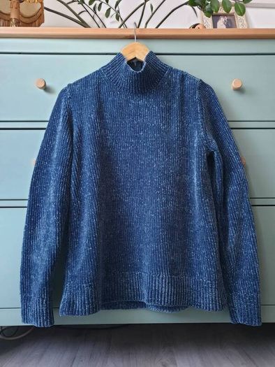 Cos Jumper Size Medium