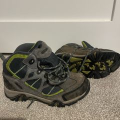 Kids Hiking boots