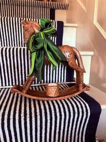 New bespoke wood effect vintage inspired rocking with candle and oversized bow