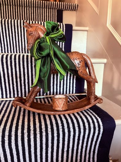 New bespoke wood effect vintage inspired rocking with candle and oversized bow