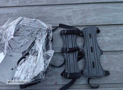 Archery arm guard