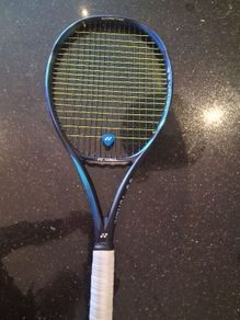 Yonex Ezone 98 305g tennis racket