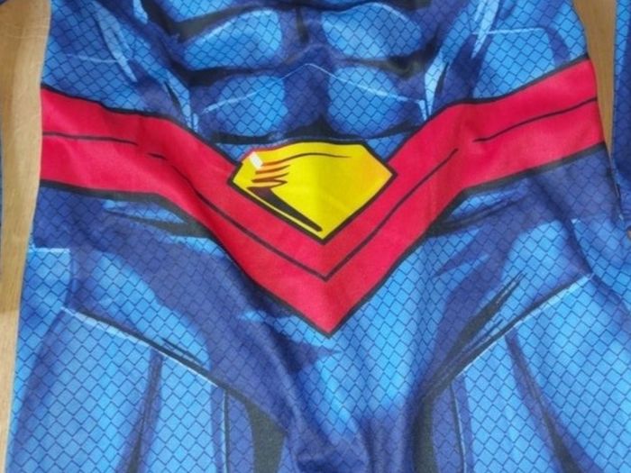 Brand New DC Superman Costume - Jumpsuit & Cape - Size - 7-8 Years - RRP - 29.99
