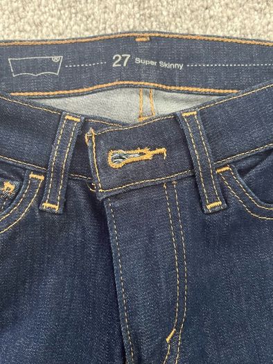 Levis Jeans