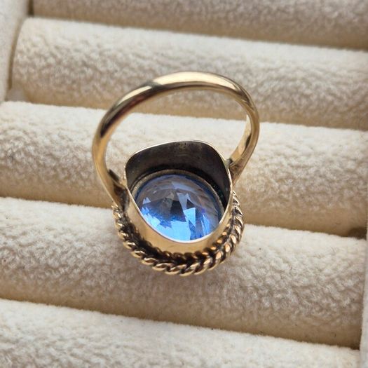 Ring gold 9k 375  with blue amethyst size L (51)( around 6g)