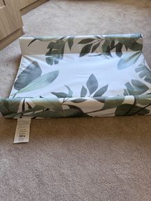 Rotho Baby Changing Wedge - Leaf Pattern