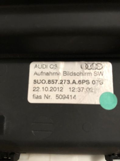 2013  -----> Audi Q3 8U 2.0 TDI. MMI/Navigation Screen/Display/Monitor.
