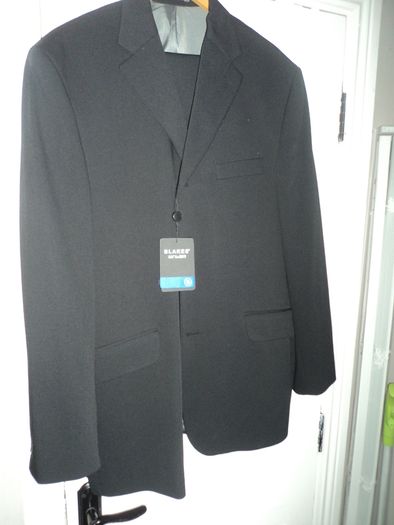 New Gents Black suit