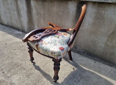 Victorian mahogany chair, restoration project