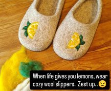 ladies woolen slippers