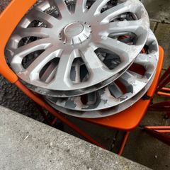 ford hubcaps