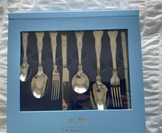 newbridge silverware  canteen of cutlery