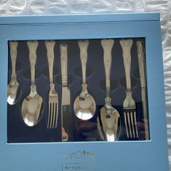 newbridge silverware  canteen of cutlery
